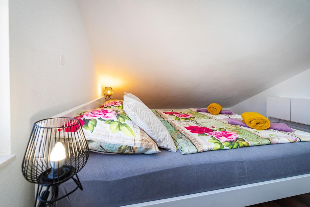 Apartments Junior Zadar Eksteriør bilde